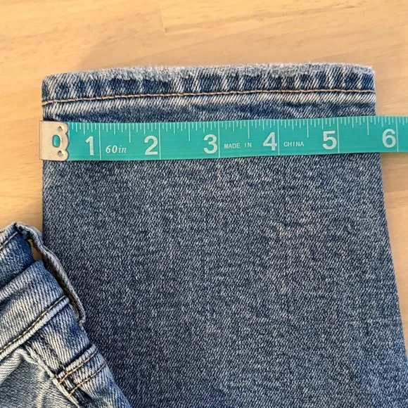 American Eagle Outfitters Women’s Mom Jean, size 0 Short - Picture 5 of 12